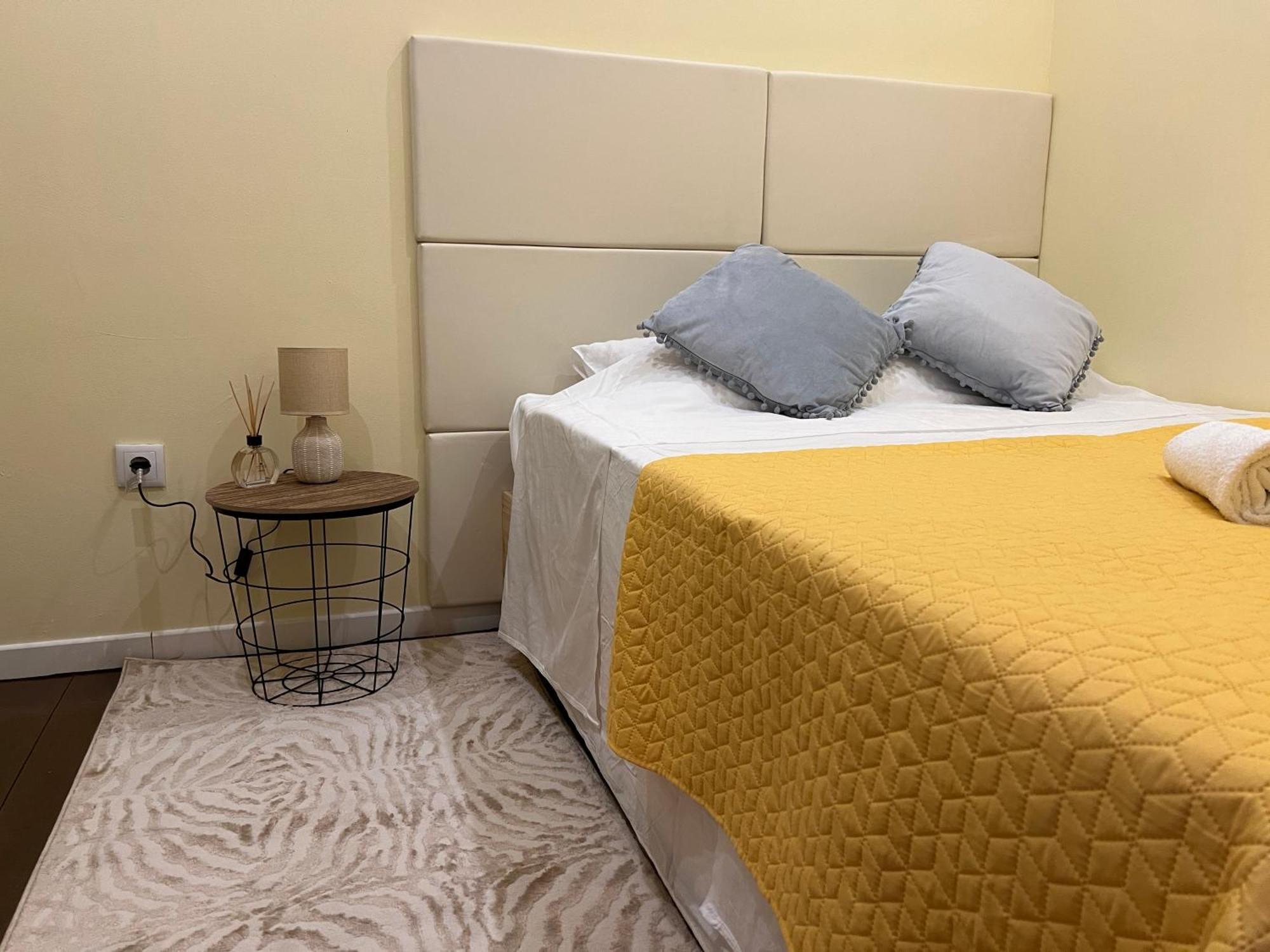 Ady House 2 Aparthotel Сетубал Екстериор снимка