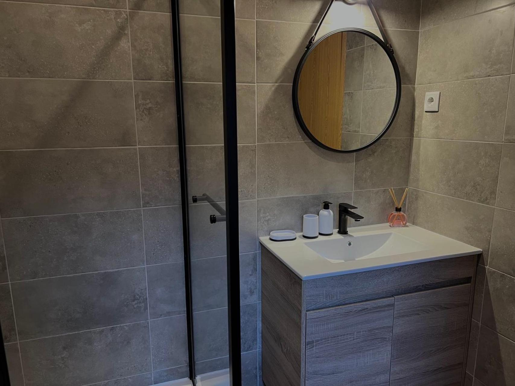 Ady House 2 Aparthotel Сетубал Екстериор снимка